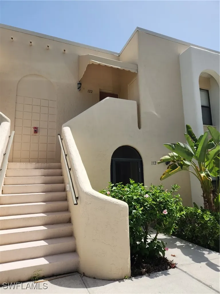 3320 Olympic Drive Naples FL 34105