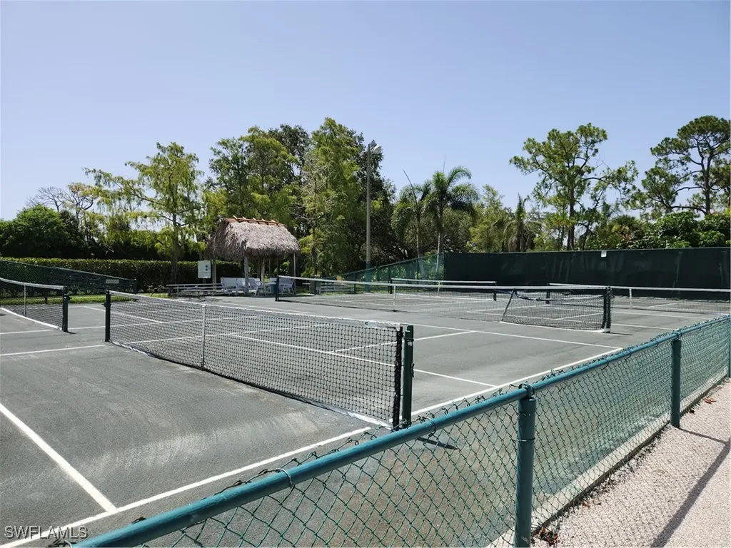 3320 Olympic Drive Naples FL 34105