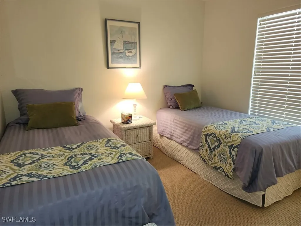 3320 Olympic Drive Naples FL 34105