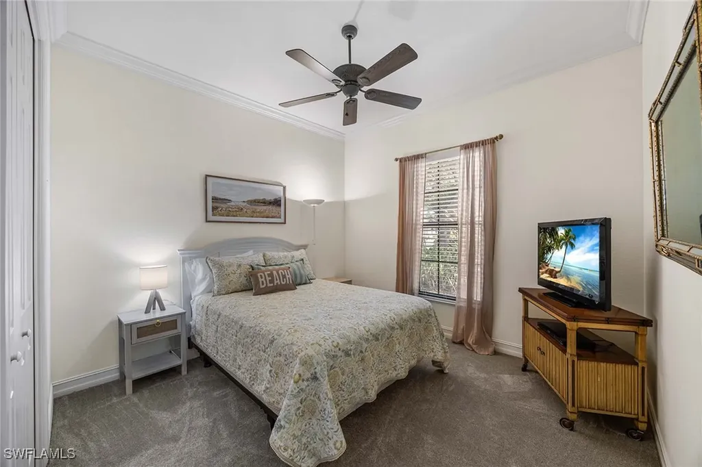 146 Windward Cay Naples FL 34114