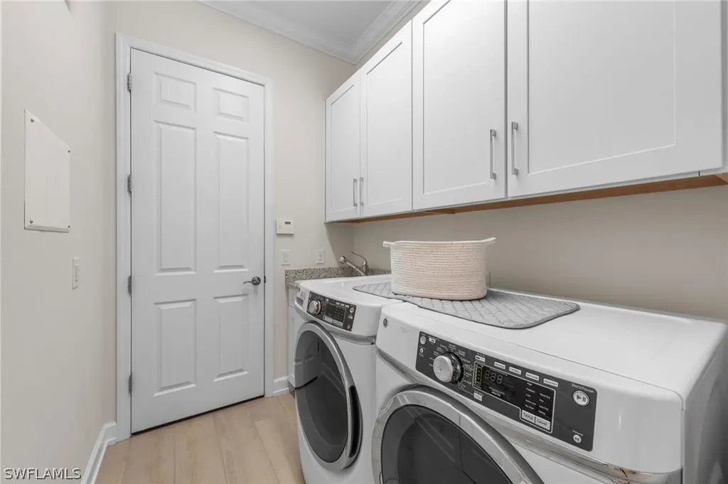 9096 Isla Bella Circle Bonita Springs FL 34135