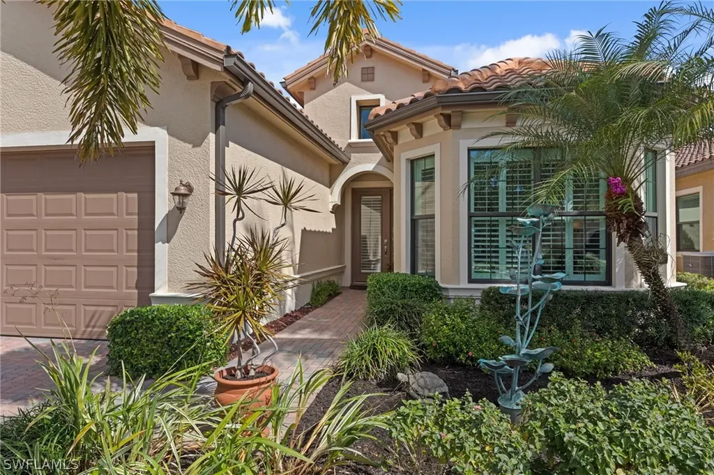 9096 Isla Bella Circle Bonita Springs FL 34135