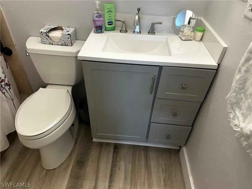 170 Pine Key Lane Naples FL 34114