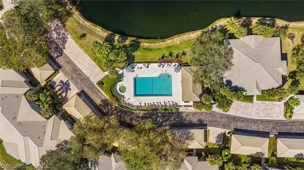 6270 Bellerive Avenue Naples FL 34119