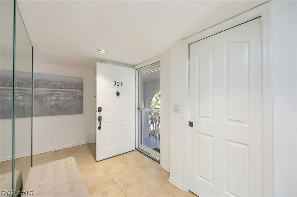 6270 Bellerive Avenue Naples FL 34119
