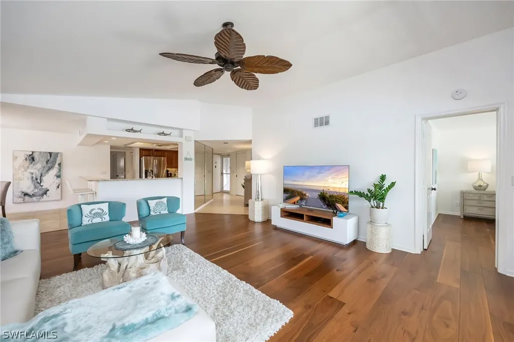 6270 Bellerive Avenue Naples FL 34119