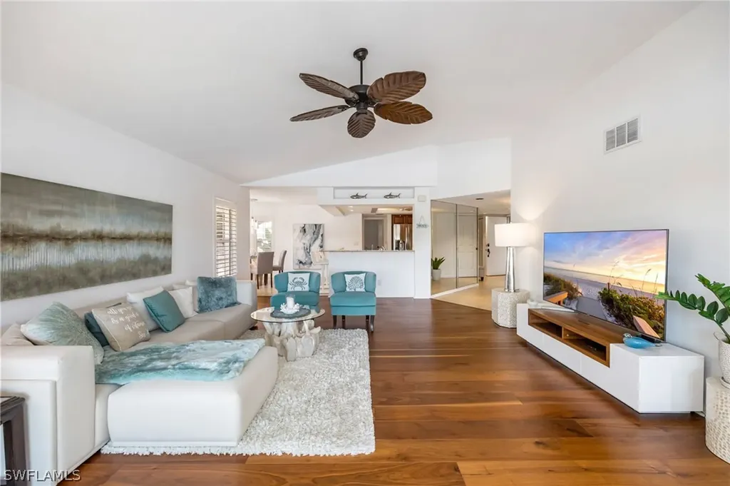 6270 Bellerive Avenue Naples FL 34119