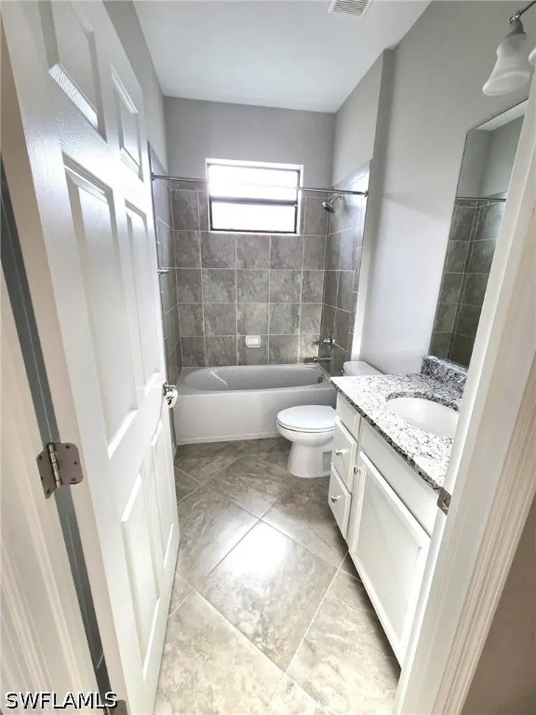 9163 Woodhurst Drive Naples FL 34120