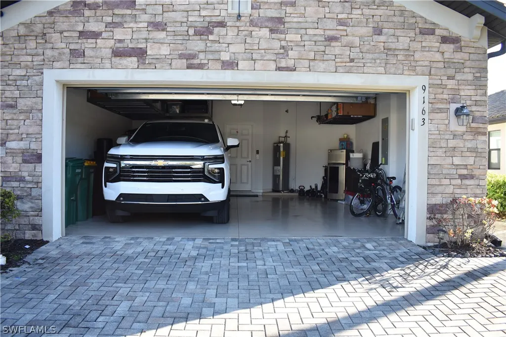 9163 Woodhurst Drive Naples FL 34120