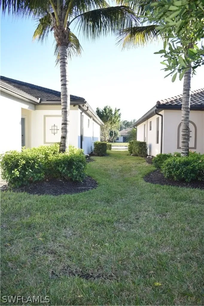 9163 Woodhurst Drive Naples FL 34120
