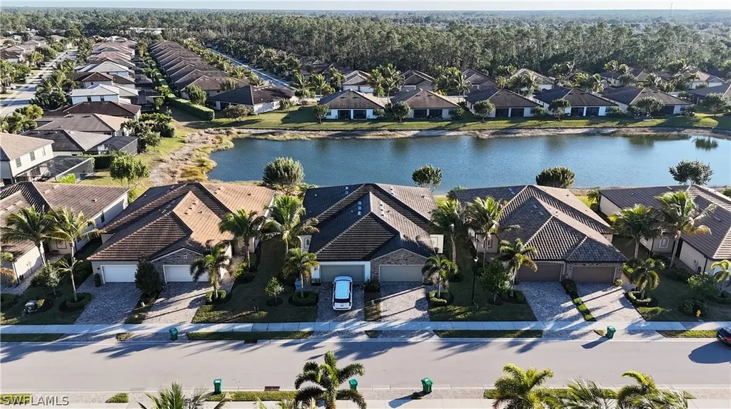 9163 Woodhurst Drive Naples FL 34120