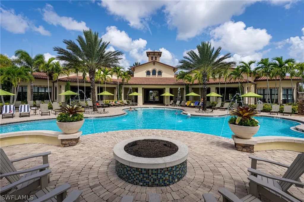 9163 Woodhurst Drive Naples FL 34120