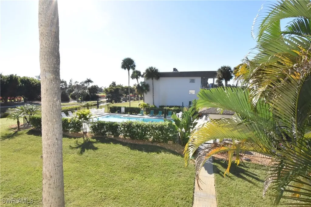 5667 Rattlesnake Hammock Road Naples FL 34113