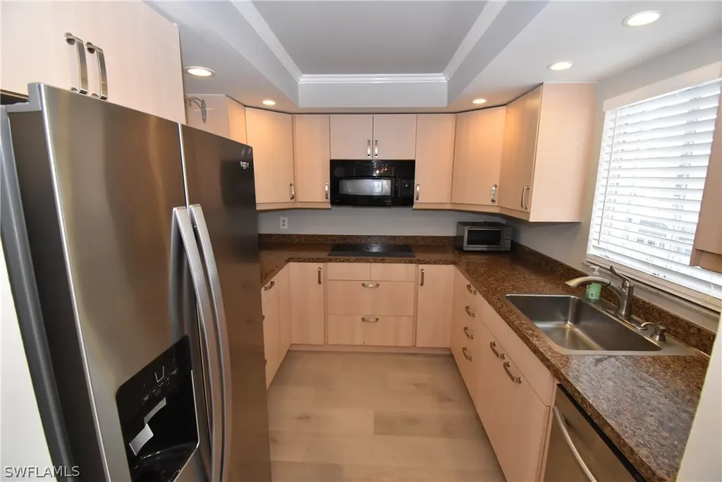 5667 Rattlesnake Hammock Road Naples FL 34113