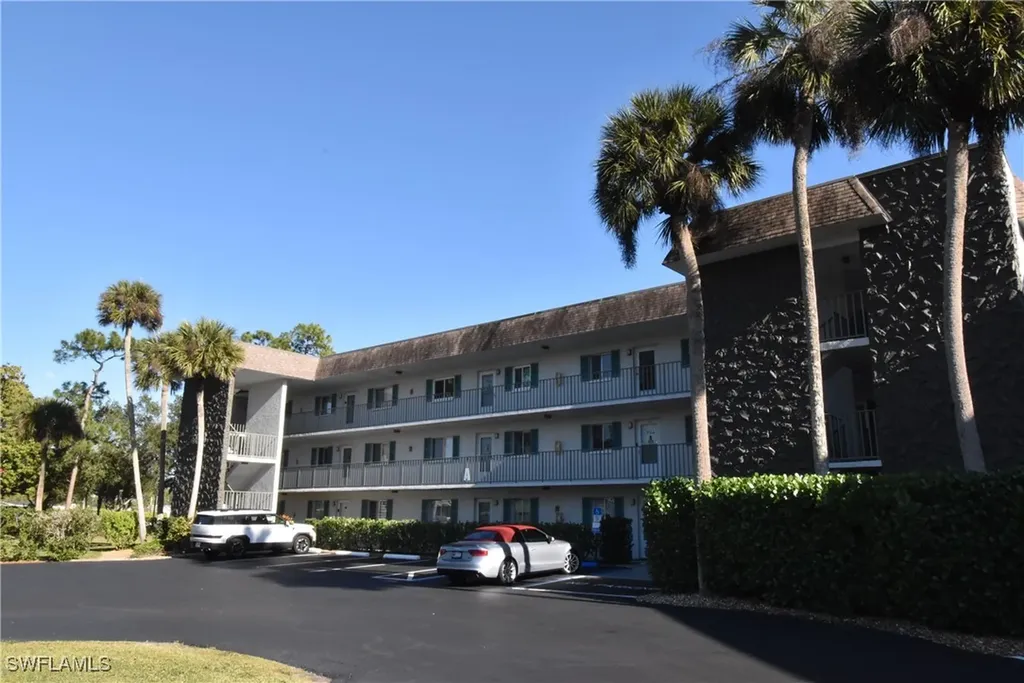 5667 Rattlesnake Hammock Road Naples FL 34113