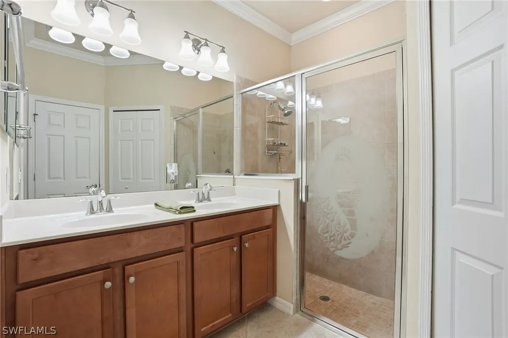 14536 Grapevine Drive Naples FL 34114