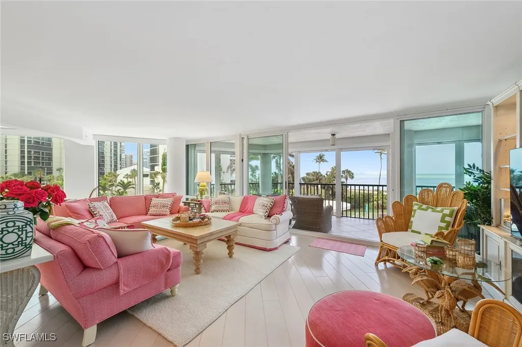 4651 Gulf Shore Boulevard N Naples FL 34103