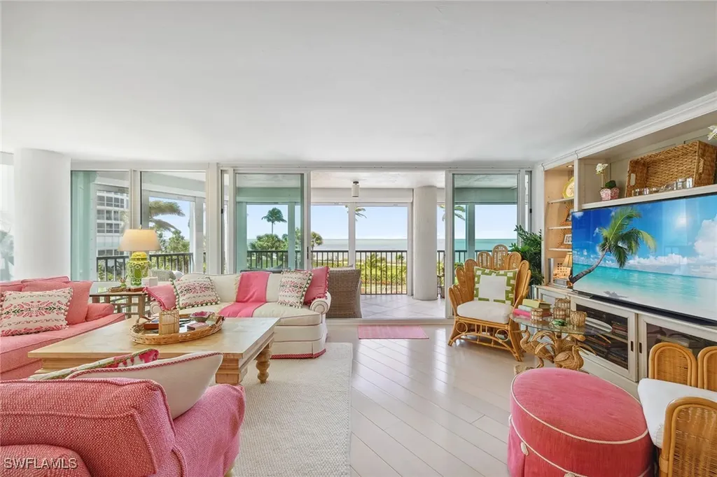 4651 Gulf Shore Boulevard N Naples FL 34103