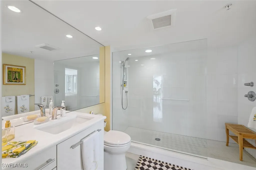 4651 Gulf Shore Boulevard N Naples FL 34103