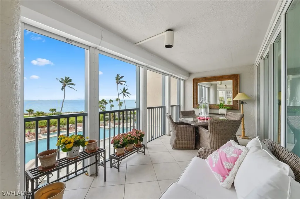 4651 Gulf Shore Boulevard N Naples FL 34103