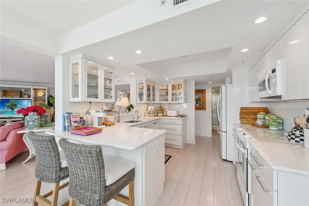 4651 Gulf Shore Boulevard N Naples FL 34103