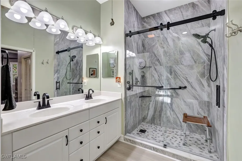 7850 Sanctuary Circle Naples FL 34104
