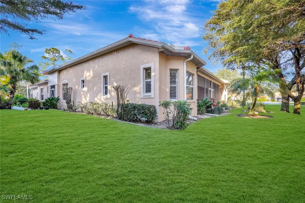 7850 Sanctuary Circle Naples FL 34104