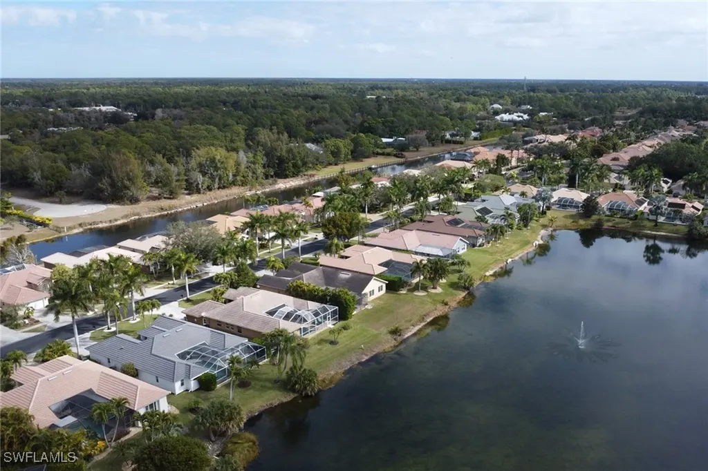 1092 Tivoli Drive Naples FL 34104