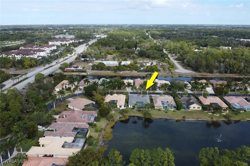 1092 Tivoli Drive Naples FL 34104