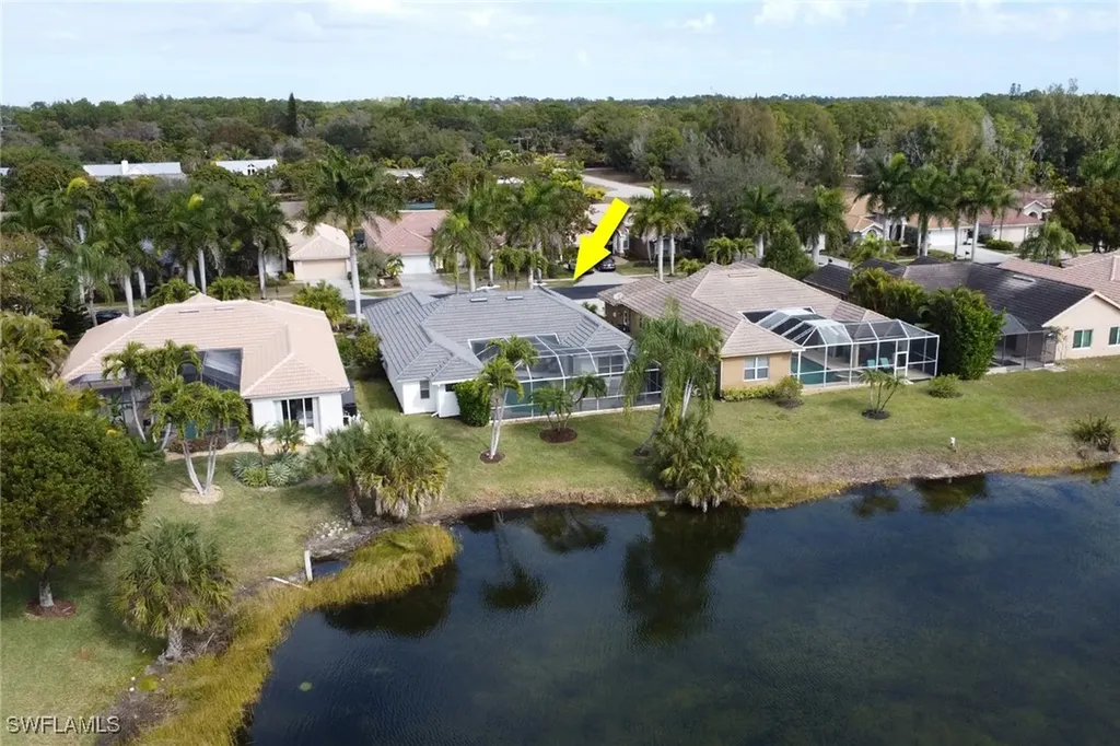 1092 Tivoli Drive Naples FL 34104