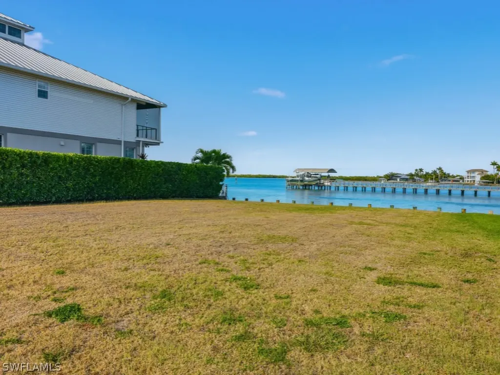 107 Pago Pago Drive W Naples FL 34113