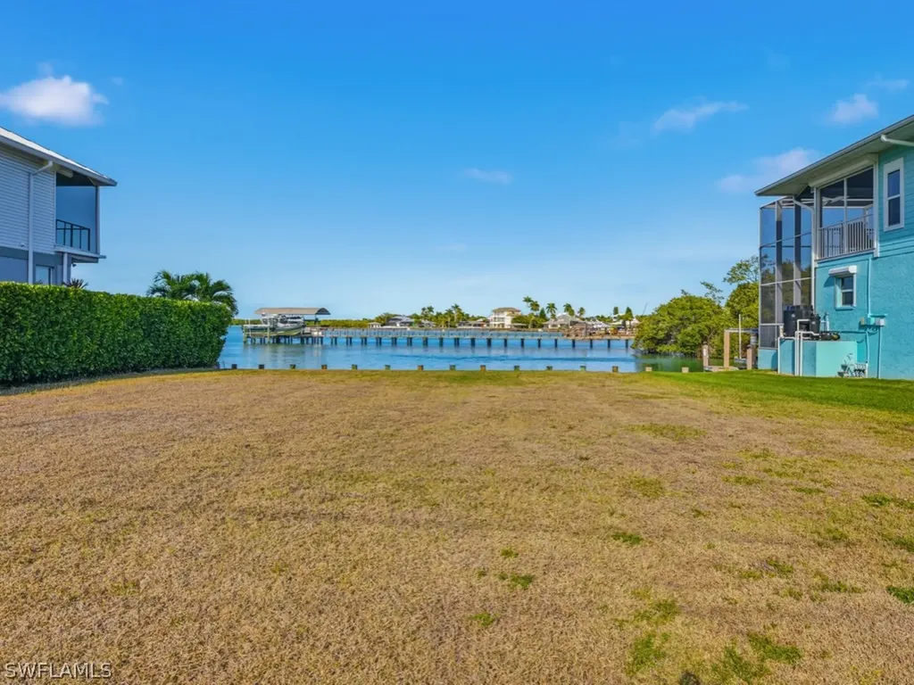 107 Pago Pago Drive W Naples FL 34113