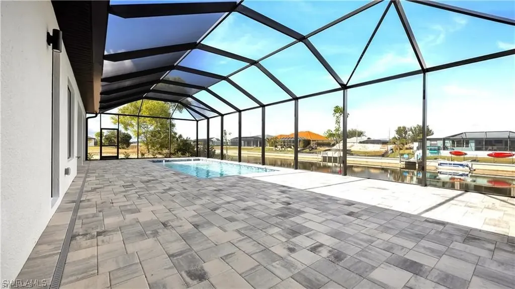 117 NE 5th Terrace Cape Coral FL 33909