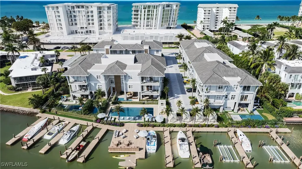 1624 Gulf Shore Boulevard N Naples FL 34102