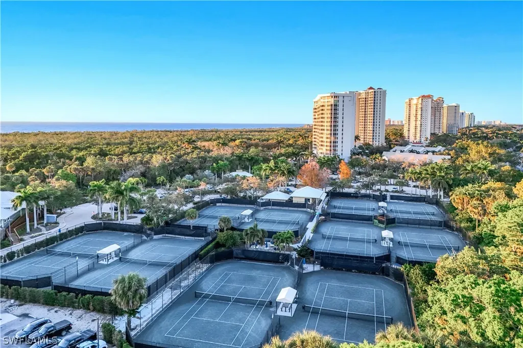 717 Pine Creek Lane Naples FL 34108