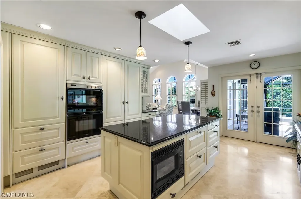 717 Pine Creek Lane Naples FL 34108