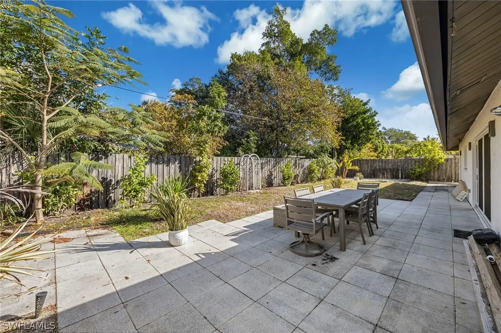 1185 Pompei Lane Naples FL 34103