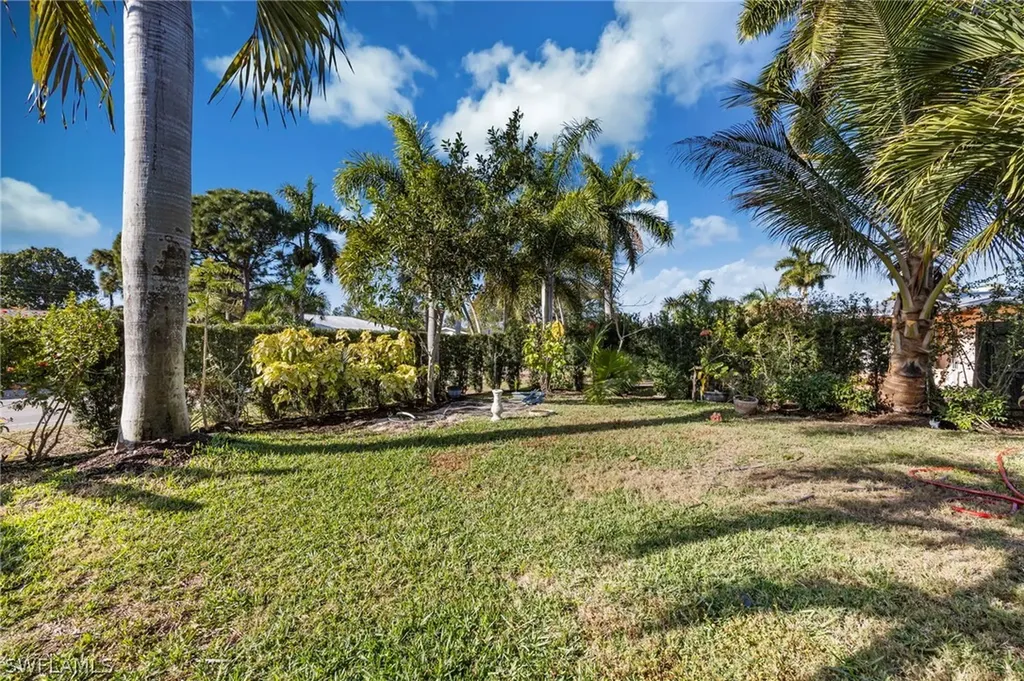 1185 Pompei Lane Naples FL 34103