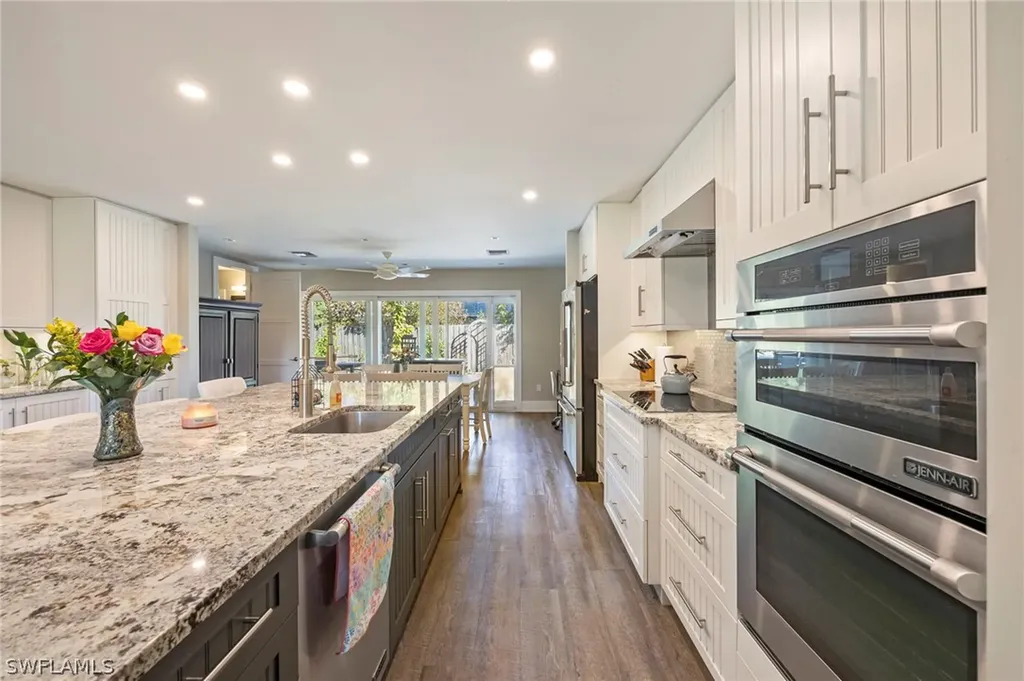 1185 Pompei Lane Naples FL 34103