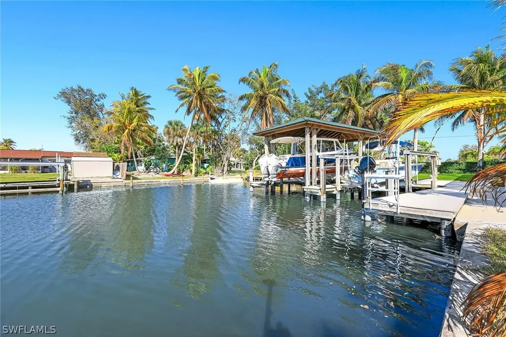 4806 Regal Drive Bonita Springs FL 34134