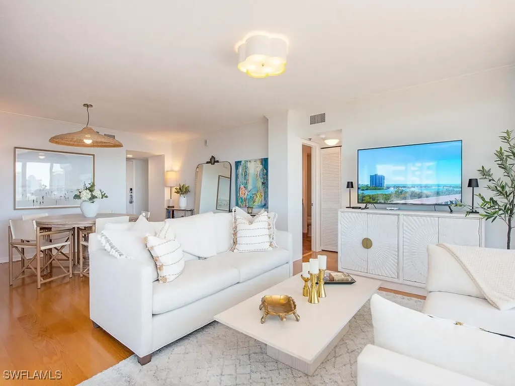 5501 Heron Point Drive Naples FL 34108
