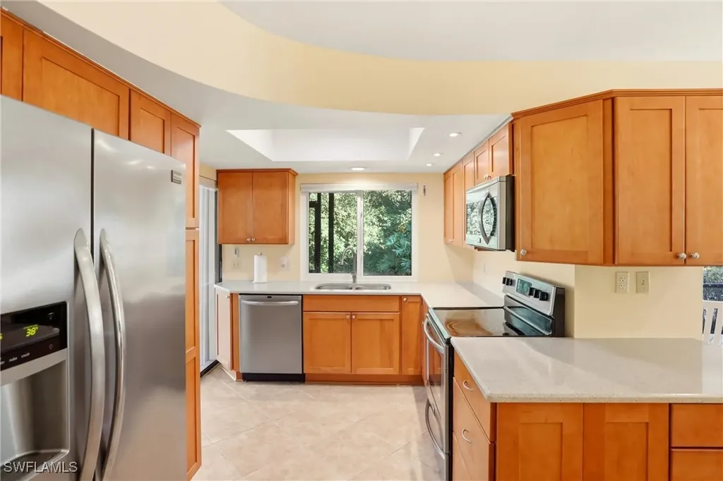 142 Old Tamiami Trail Naples FL 34110