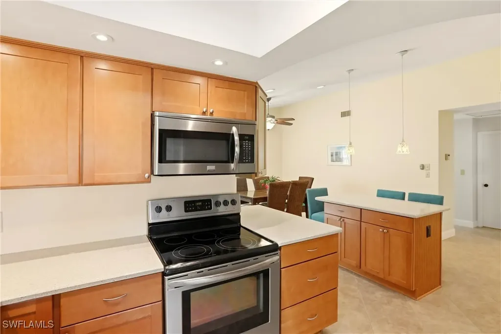 142 Old Tamiami Trail Naples FL 34110