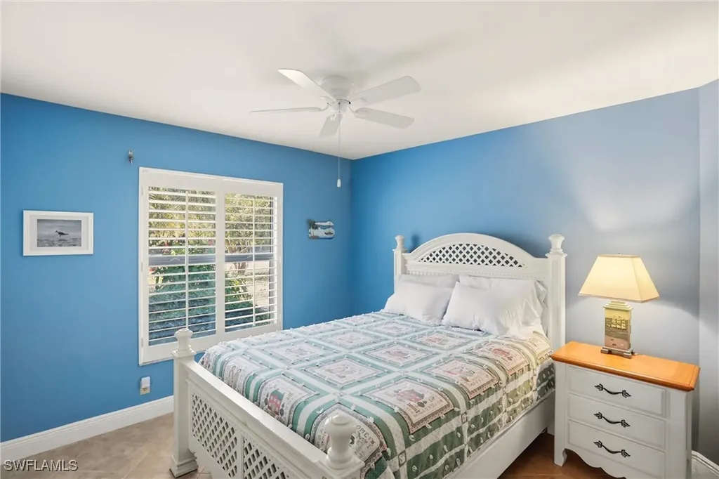 142 Old Tamiami Trail Naples FL 34110
