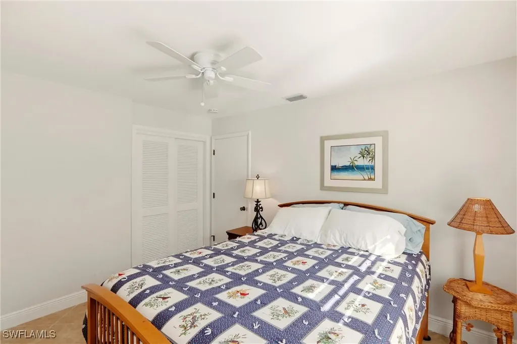 142 Old Tamiami Trail Naples FL 34110