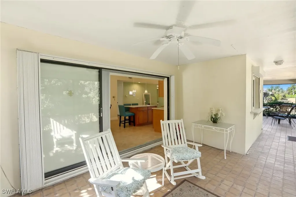 142 Old Tamiami Trail Naples FL 34110
