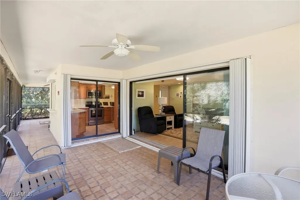 142 Old Tamiami Trail Naples FL 34110