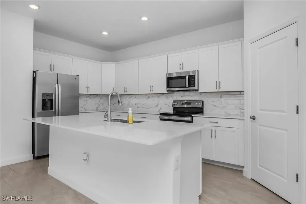 20027 Hartford Boulevard Estero FL 33928