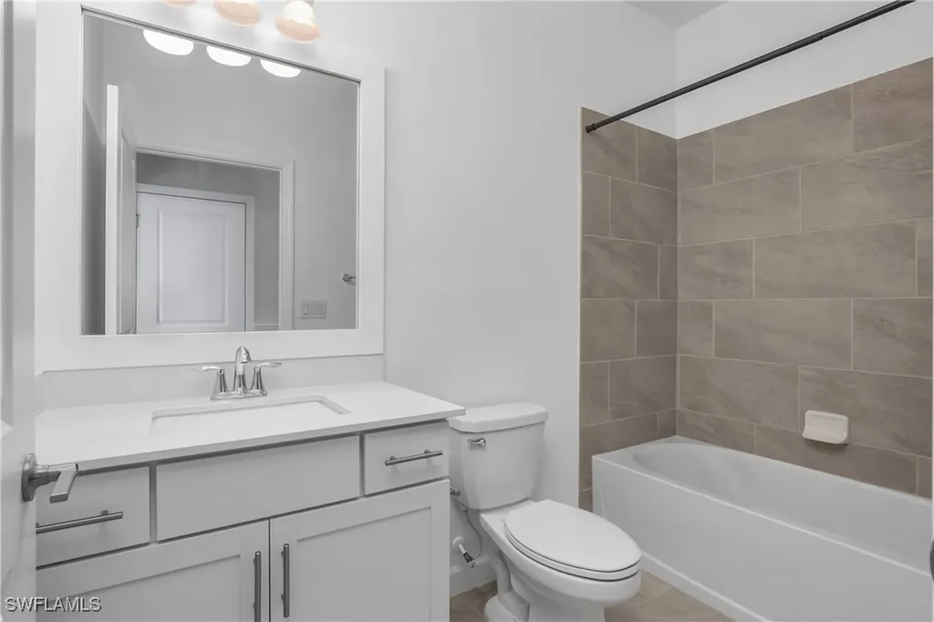 20027 Hartford Boulevard Estero FL 33928