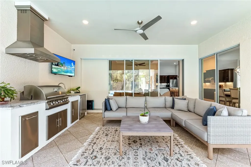 10332 Yorkstone Drive Bonita Springs FL 34135